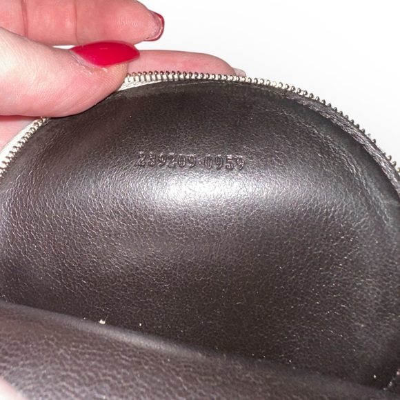 Gucci Limited Edition Elephant Coin Purse - Picture 7 of 7